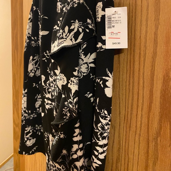 Ricki’s skirt - Picture 2 of 2